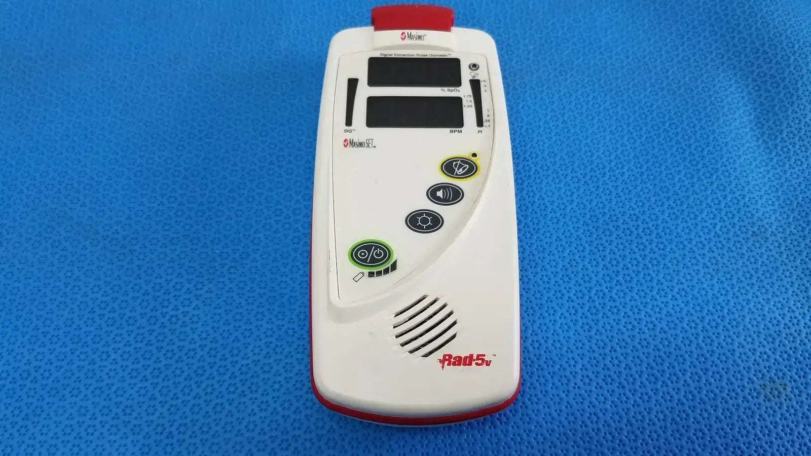 MASIMO Rad-5v Handheld Pulse Oximeter w/ Protective Boot & SpO2 Finger Sensor Pulse Oximeter, second-hand product photo 2