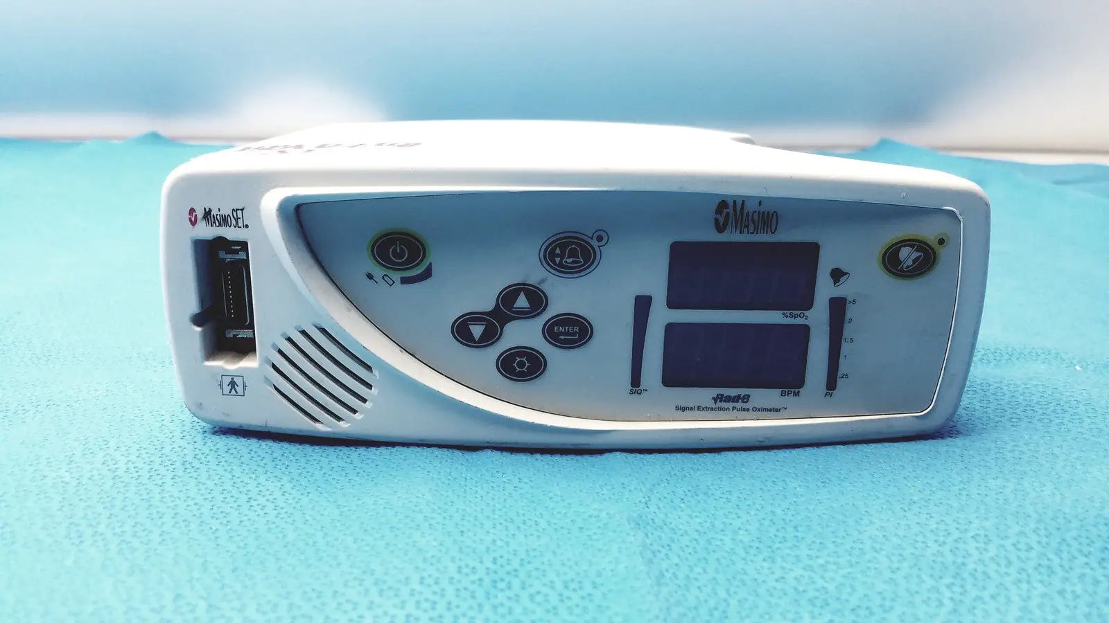 Reuse Medical Masimo Rad-8 Single Extraction Plus SpO2 Oximeter Other Medical & Lab Equipment, second-hand product photo 1