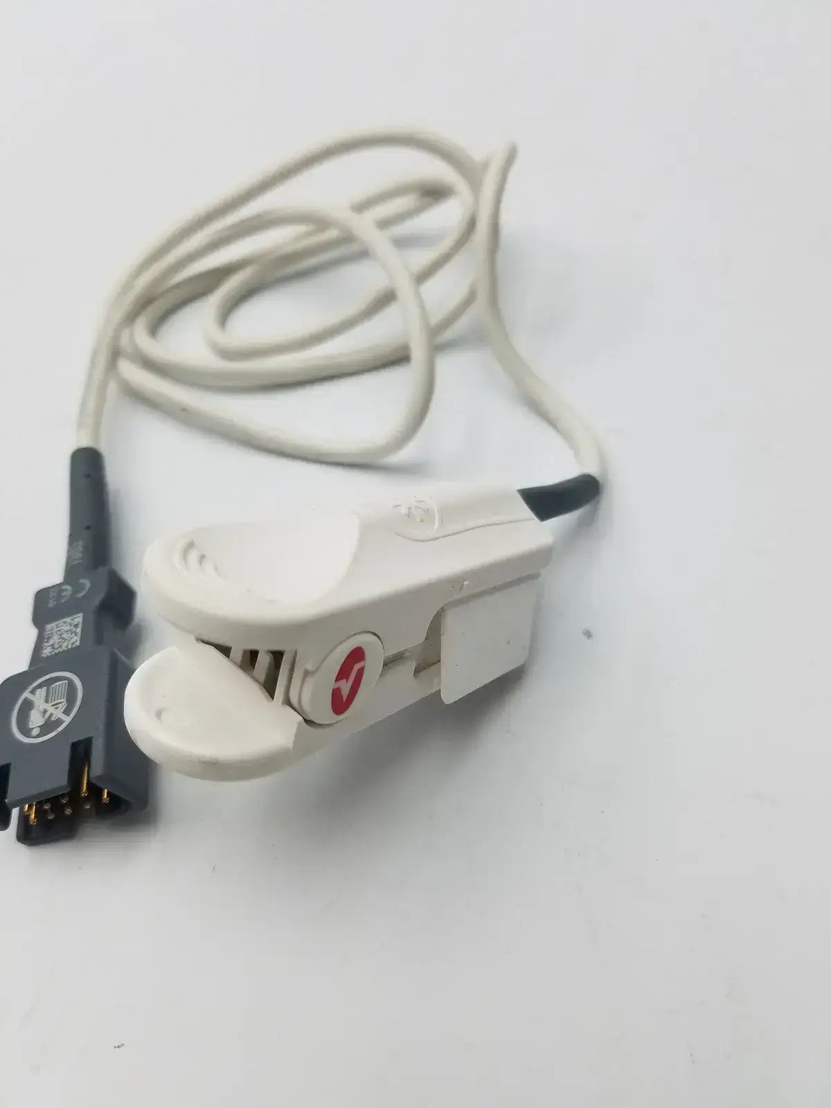 Masimo Set 1863 LNCS DCI Adult SpO2 Reusable Sensor SpO2 Sensor, second-hand product photo 2