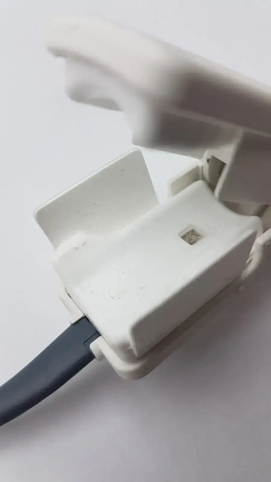 Nellcor Masimo SET LNOP DCIP SpO2 LNOP SET to Oximeter Extension Cable Oximeter Extension Cable, second-hand product photo 7