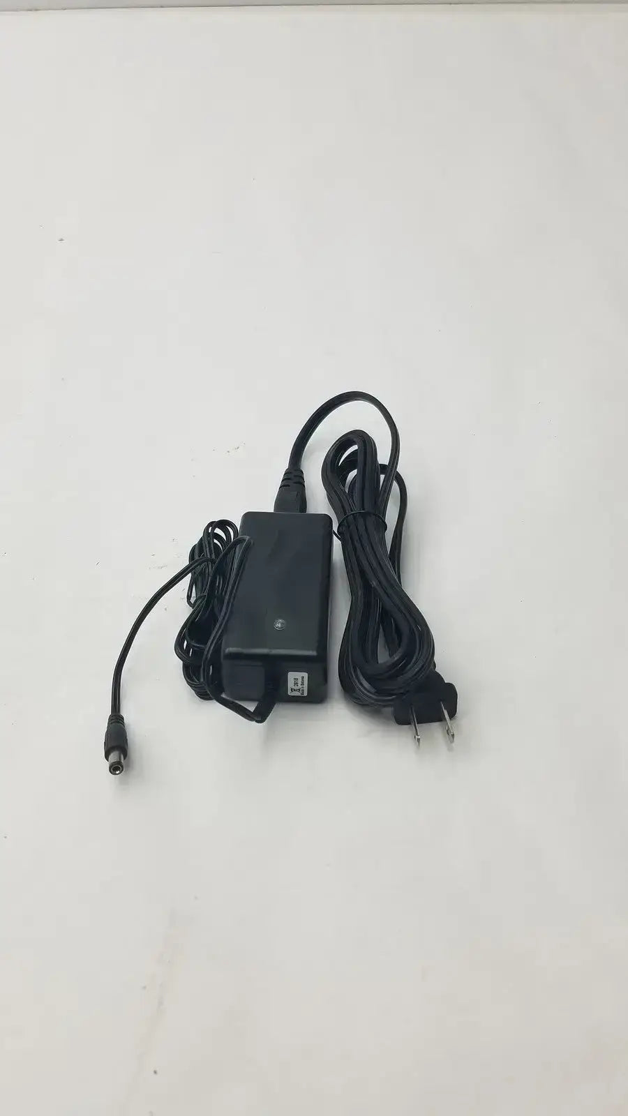 MAXAIR Systems MAX AIR Systems Li-ion Single Battery Charger P/N 2600-01 Li-ion Battery Charger, second-hand product photo 9