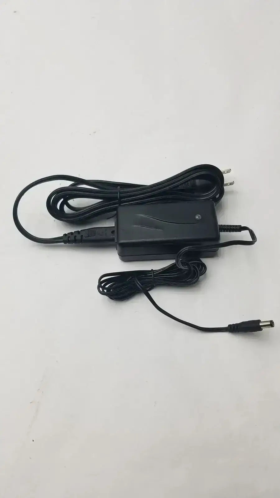 MAXAIR Systems MAX AIR Systems Li-ion Single Battery Charger P/N 2600-01 Li-ion Battery Charger, second-hand product photo 5