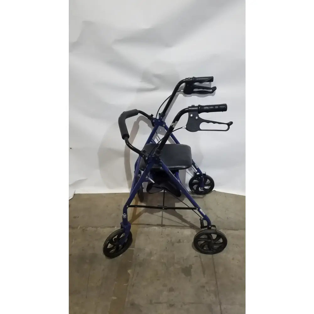 Reuse Medical Equipment McKesson Bariatric Rollator, Heavy Duty Aluminum Folding Walker Loop-Lock Hand Brakes, second-hand product photo 1