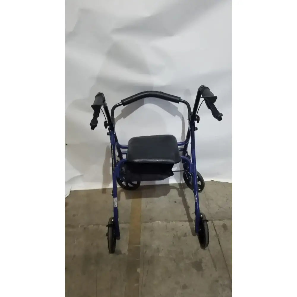 Reuse Medical Equipment McKesson Bariatric Rollator, Heavy Duty Aluminum Folding Walker Loop-Lock Hand Brakes, second-hand product photo 5