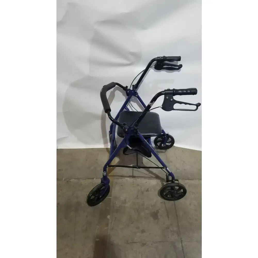 Reuse Medical Equipment McKesson Bariatric Rollator, Heavy Duty Aluminum Folding Walker Loop-Lock Hand Brakes, second-hand product photo 13