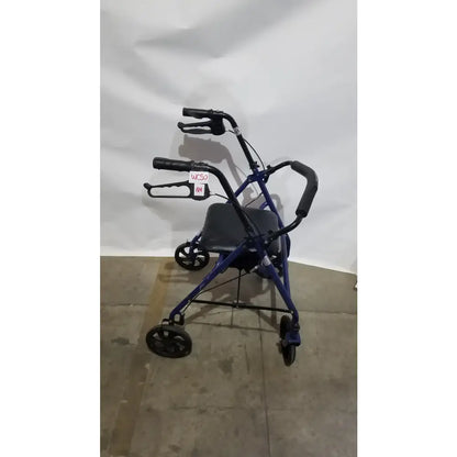 Reuse Medical Equipment McKesson Bariatric Rollator, Heavy Duty Aluminum Folding Walker Loop-Lock Hand Brakes, second-hand product photo 4