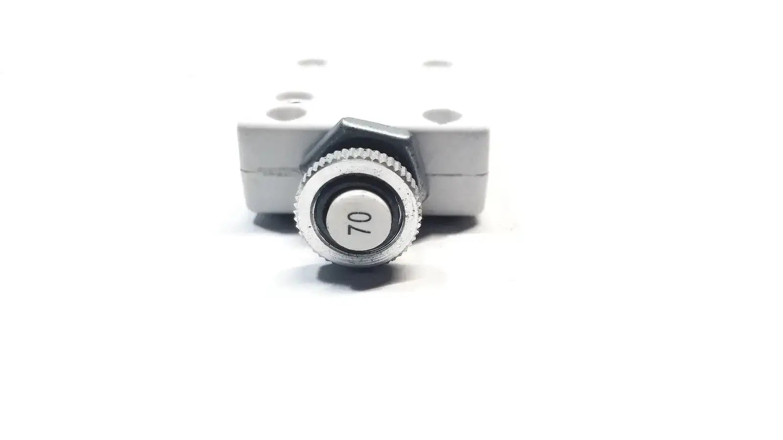 Mechanical Products 1648-056-070 Circuit Breaker, 70A 250VAC/50VDC, 0406 Circuit Breaker, second-hand product photo 6