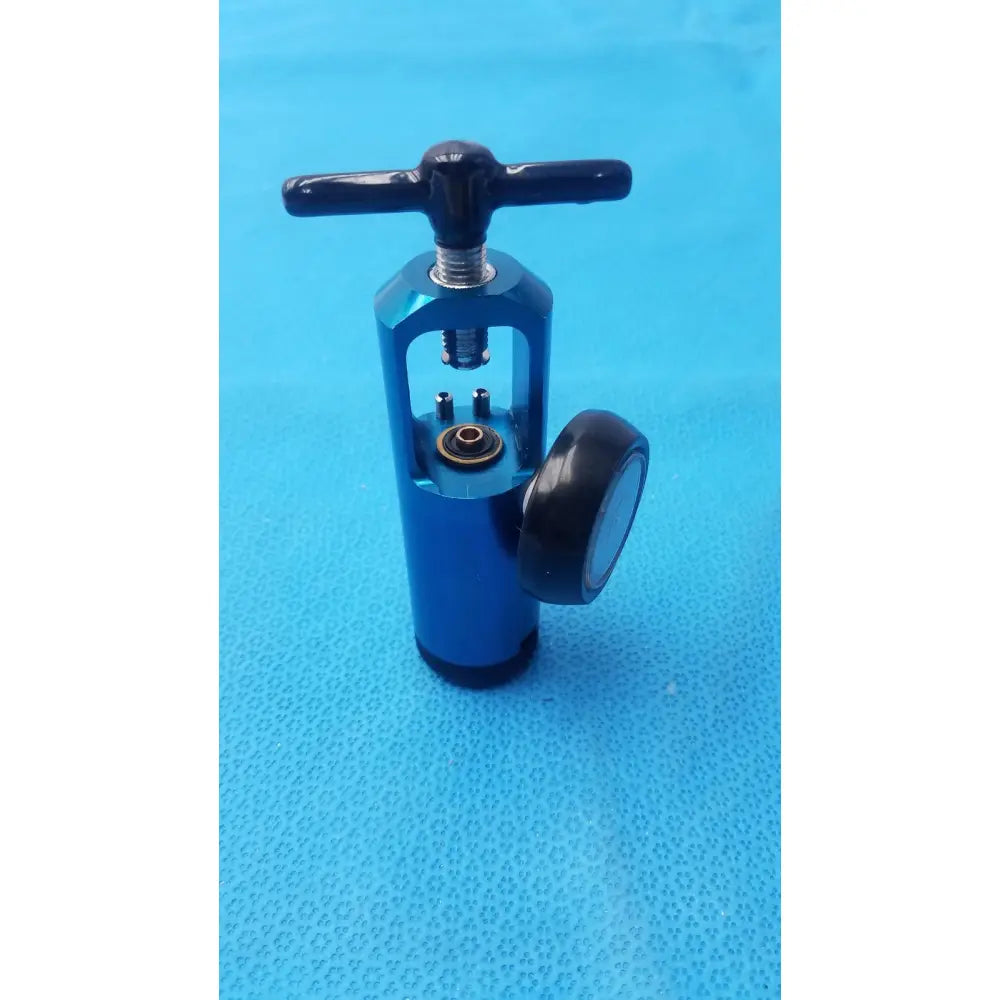 Blue metallic medical oxygen barbed regullator with black handle and knob for 3000 psi 3500m use