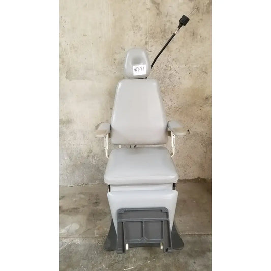Reuse Medical Medical Technology Industries Power Lift Exam Chair Examination & Operation Tables, as-is (for parts) product photo 1
