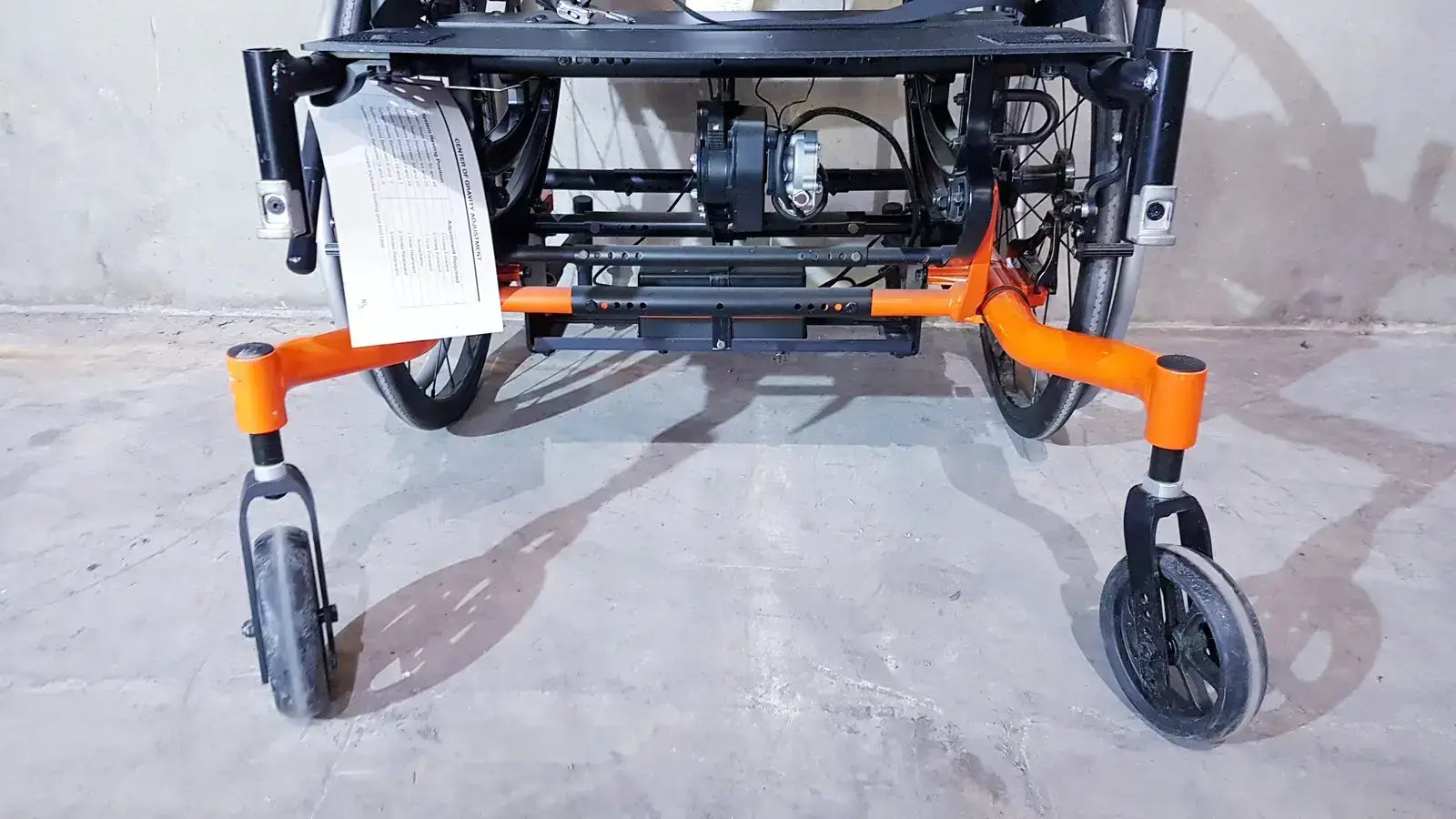 Unknown Medical Wheelchair AXPB2218, Weight Capacity 300 Lbs. All shown in Pictures Wheelchair, second-hand product photo 2
