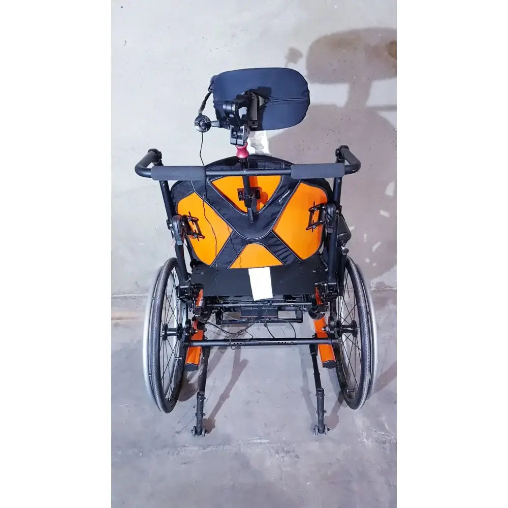 Unknown Medical Wheelchair AXPB2218, Weight Capacity 300 Lbs. All shown in Pictures Wheelchair, second-hand product photo 9