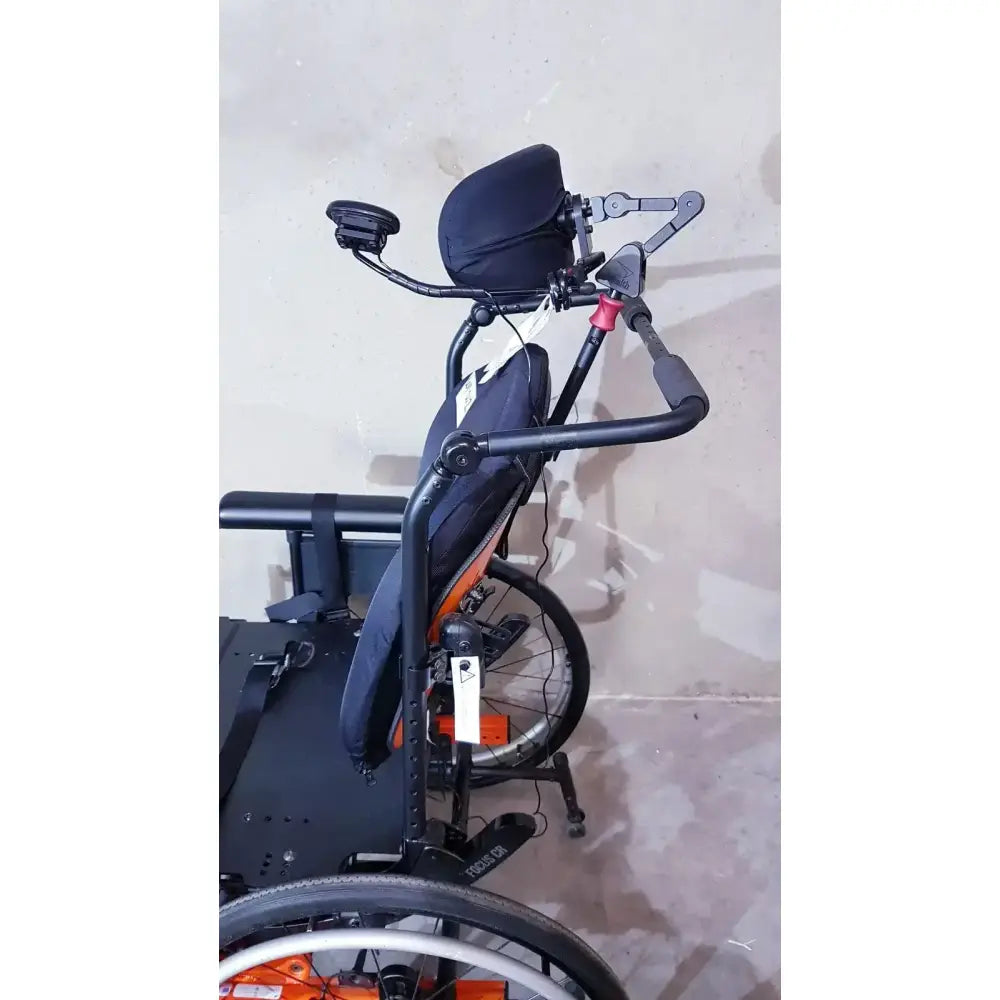 Unknown Medical Wheelchair AXPB2218, Weight Capacity 300 Lbs. All shown in Pictures Wheelchair, second-hand product photo 7