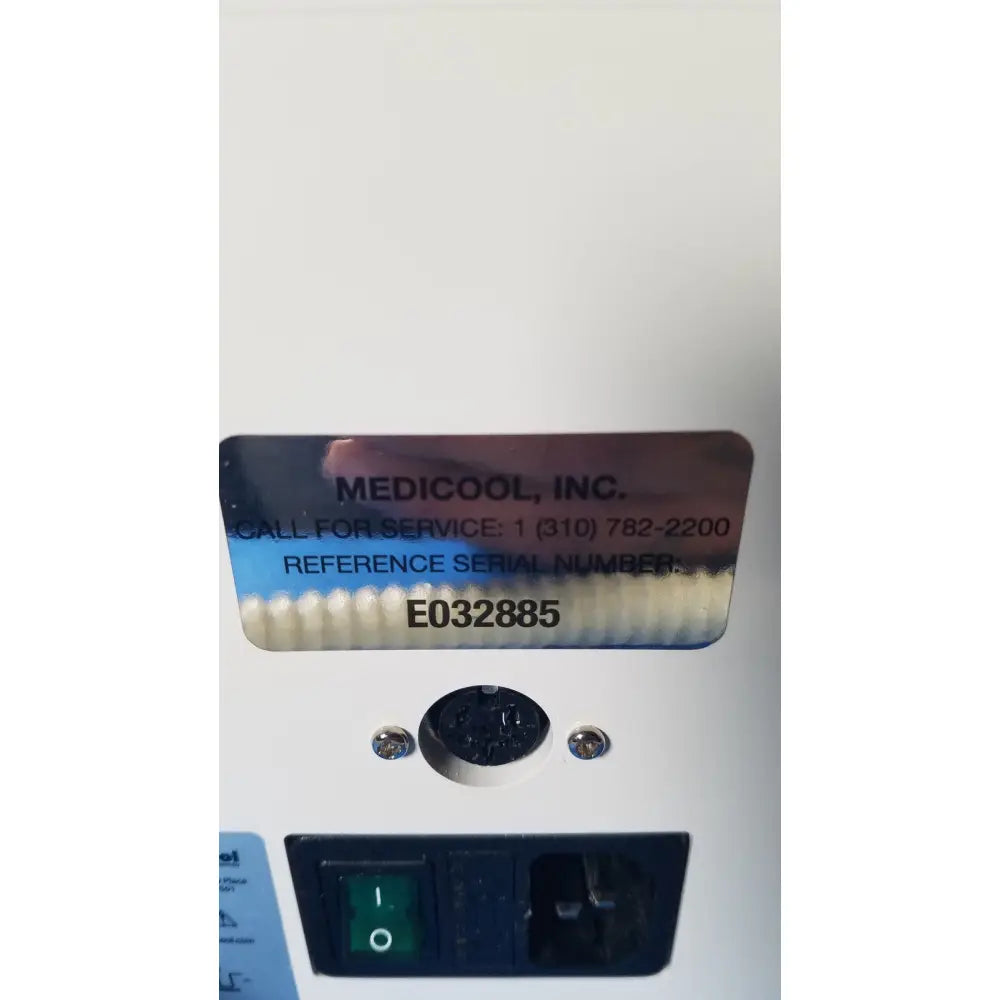 White medicool pro vac file v2 dust collector vacuum system showing front side for efficient dust extraction