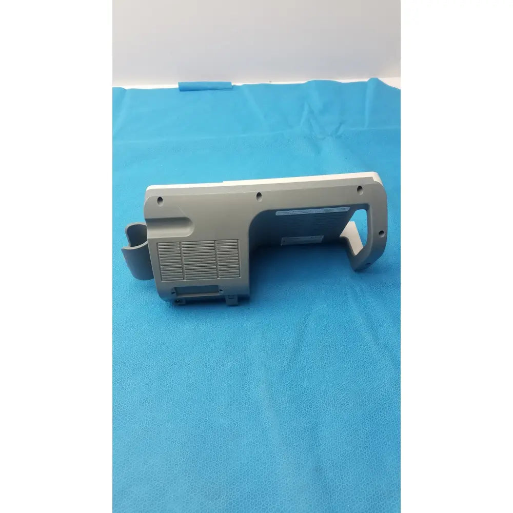 Gray plastic housing with integrated handle and ventilation grille on the back side of mediwatch md-6000 bladder scanner