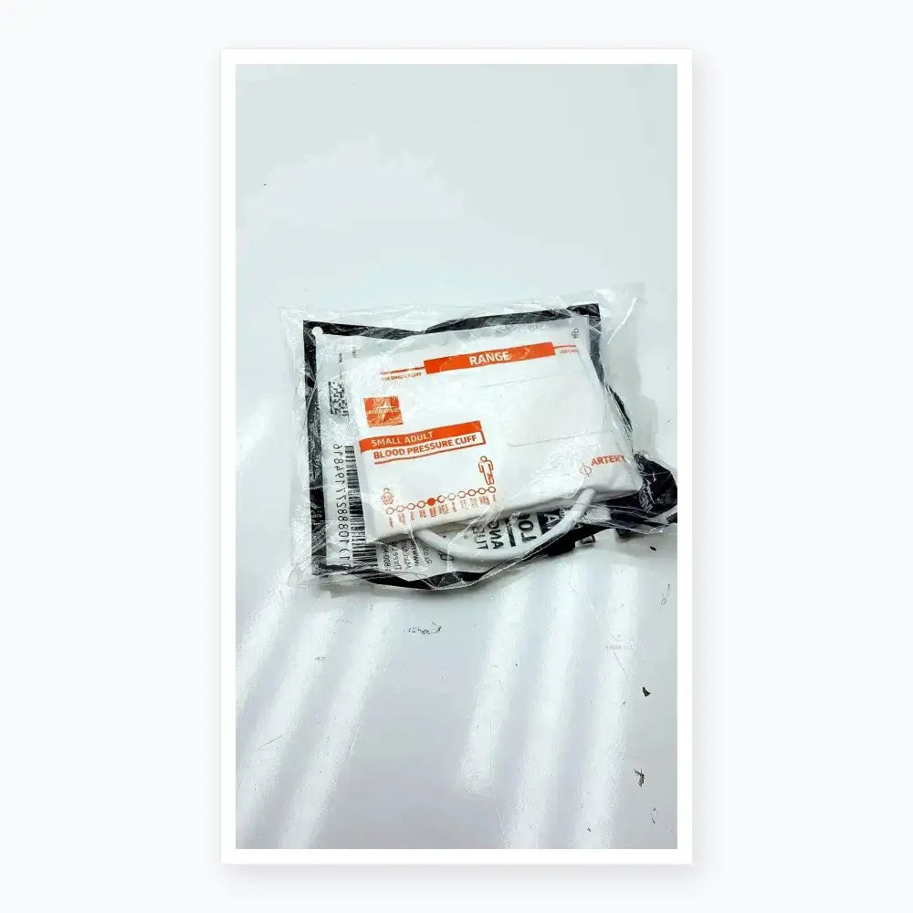 Medline Medliine Diisposable Small Adult BP Cuff Range 20.5 - 28.5cm Blood Pressure Cuff, second-hand product photo 3