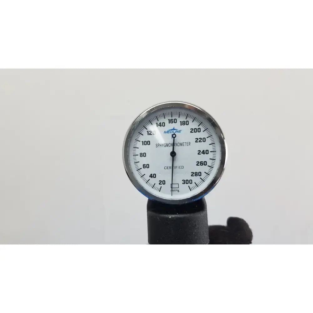 Medline Aneroid Sphygmomanometer Blood Pressure Cuff Monitor Kit Gauge Aneroid Sphygmomanometer, second-hand product photo 6