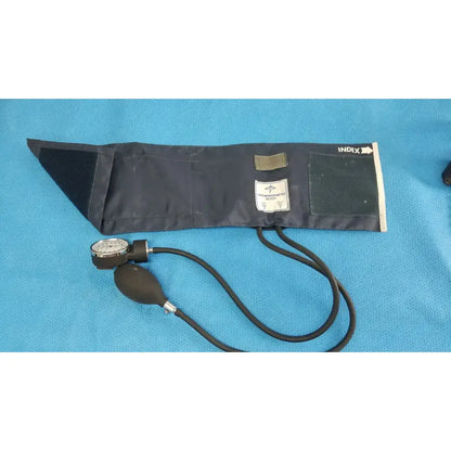 Medline Aneroid Sphygmomanometer Blood Pressure Cuff Monitor Kit Gauge Aneroid Sphygmomanometer, second-hand product photo 1