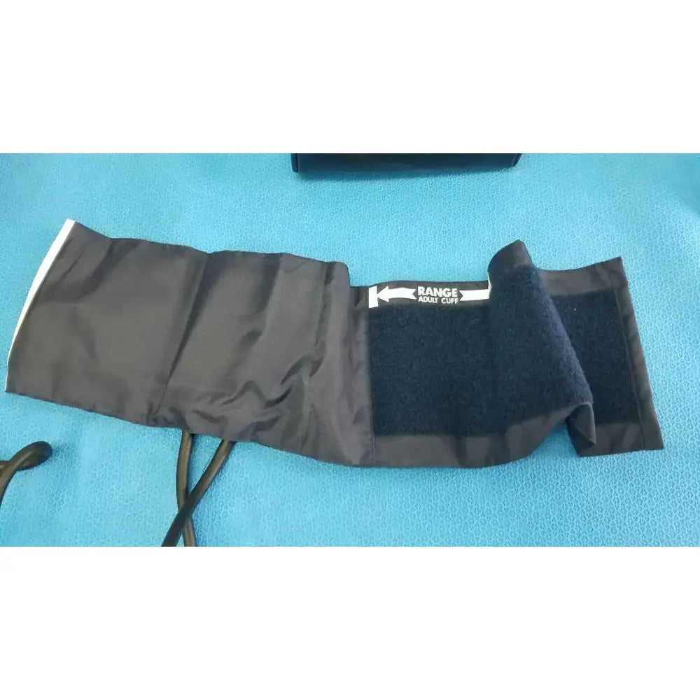 Medline Aneroid Sphygmomanometer Manual Blood Pressure Cuff Monitor Kit w/ Case Aneroid Sphygmomanometer, second-hand product photo 3