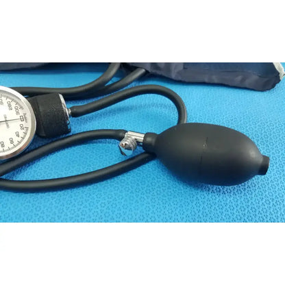 Medline Aneroid Sphygmomanometer Manual Blood Pressure Cuff Monitor Kit w/ Case Aneroid Sphygmomanometer, second-hand product photo 7