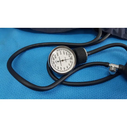 Medline Aneroid Sphygmomanometer Manual Blood Pressure Cuff Monitor Kit w/ Case Aneroid Sphygmomanometer, second-hand product photo 6