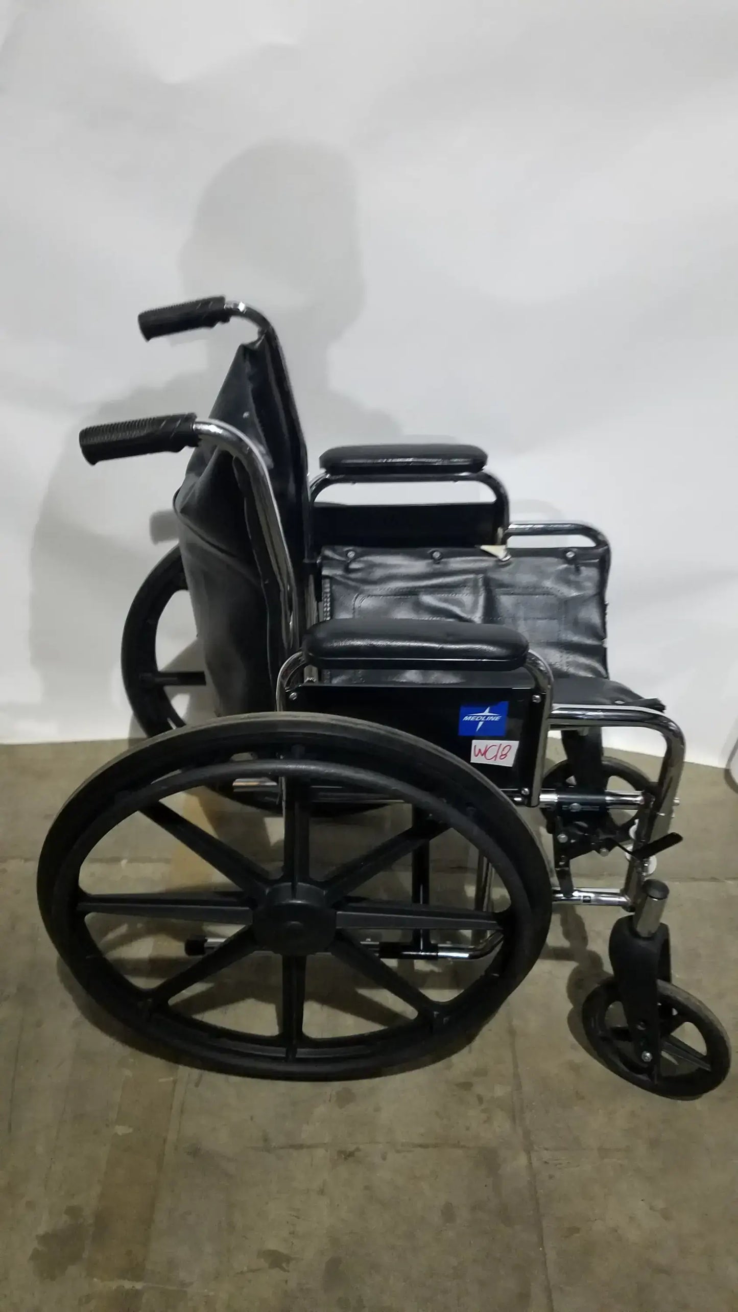 Reuse Medical Equipment Medline Excel Series Manual Wheelchair with Durable Steel Frame Wheelchairs, second-hand product photo 21