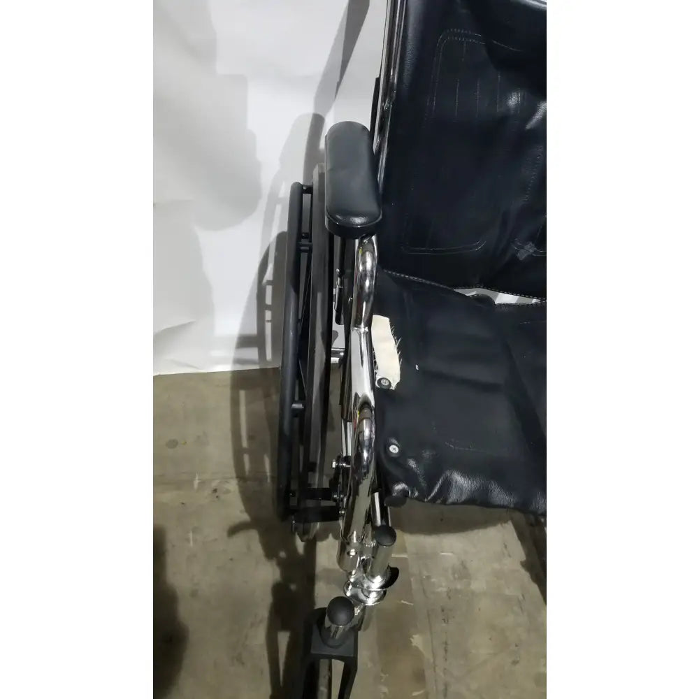 Reuse Medical Equipment Medline Excel Series Manual Wheelchair with Durable Steel Frame Wheelchairs, second-hand product photo 11