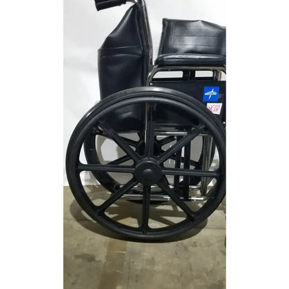 Reuse Medical Equipment Medline Excel Series Manual Wheelchair with Durable Steel Frame Wheelchairs, second-hand product photo 2