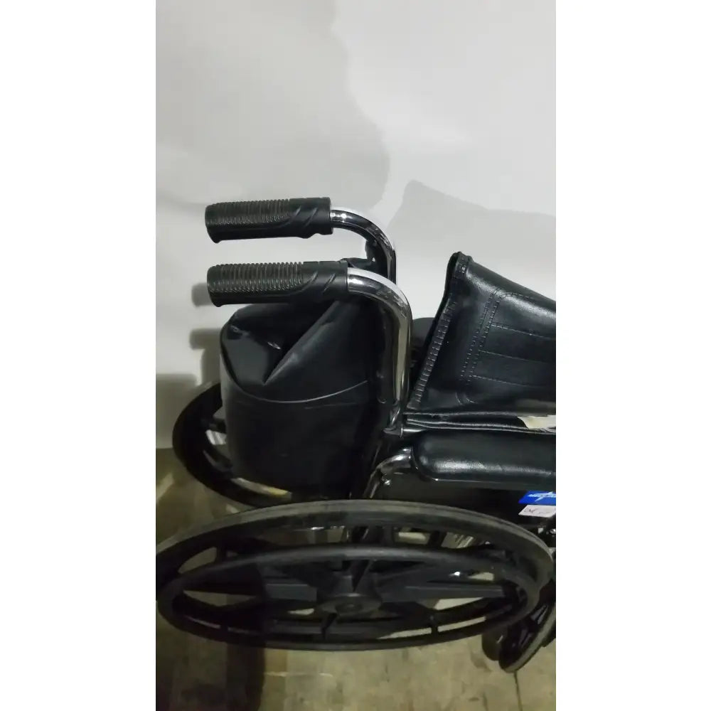 Reuse Medical Equipment Medline Excel Series Manual Wheelchair with Durable Steel Frame Wheelchairs, second-hand product photo 3