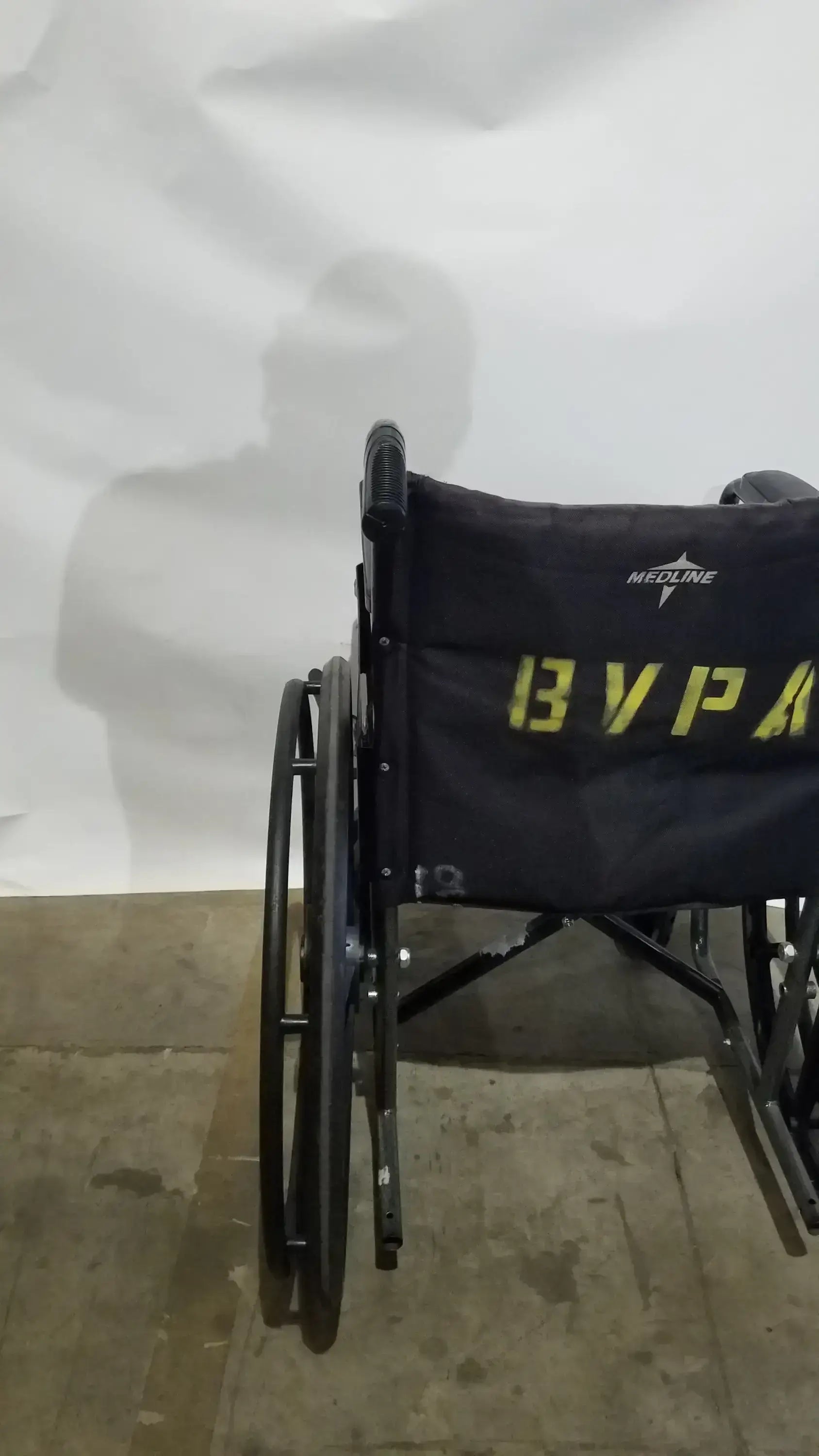 Reuse Medical Equipment Medline Folding Manual Wheelchair - Lightweight Black Padded Comfort Seat Wheelchairs, second-hand product photo 5