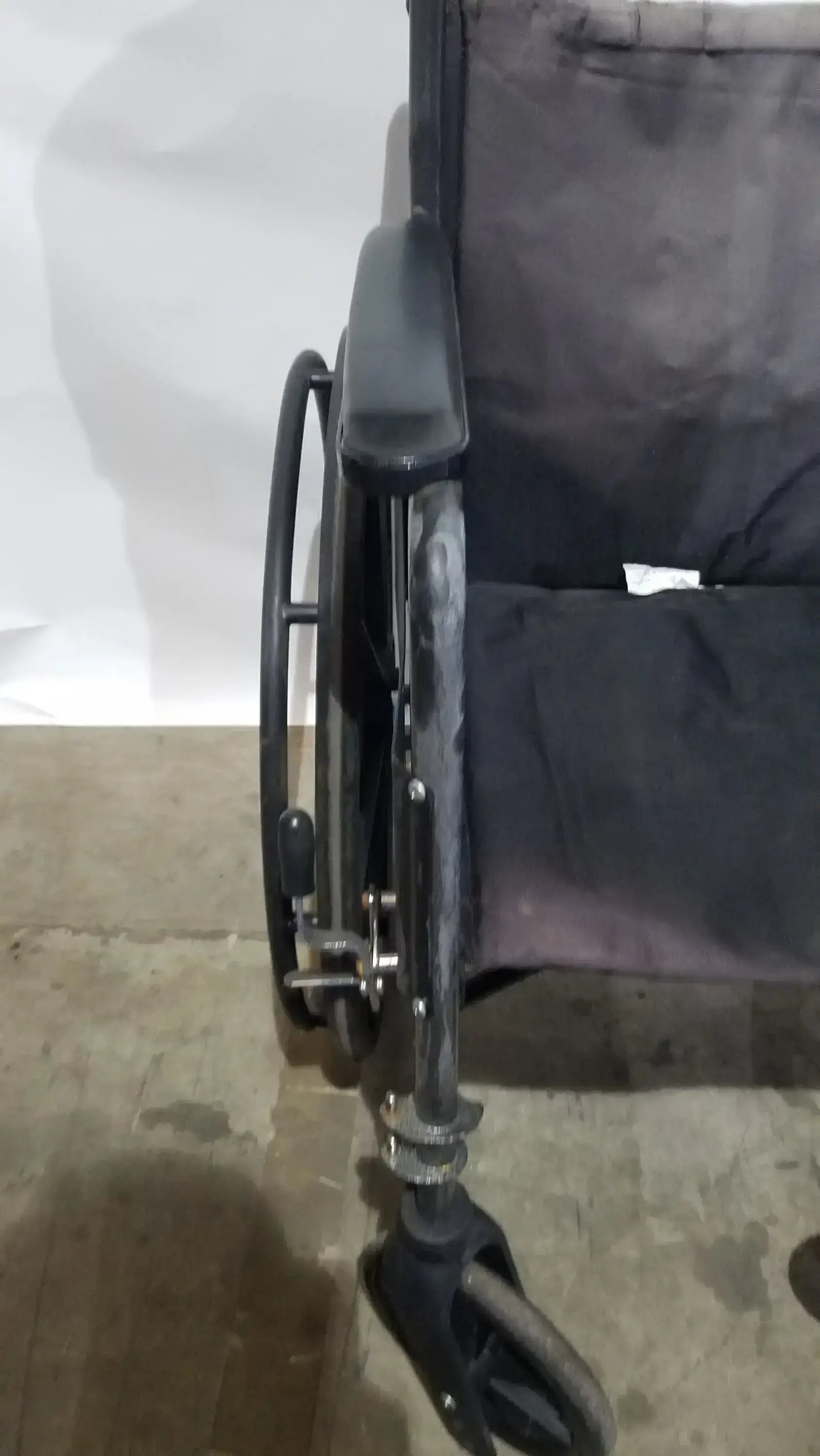 Reuse Medical Equipment Medline Folding Manual Wheelchair - Lightweight Black Padded Comfort Seat Wheelchairs, second-hand product photo 18