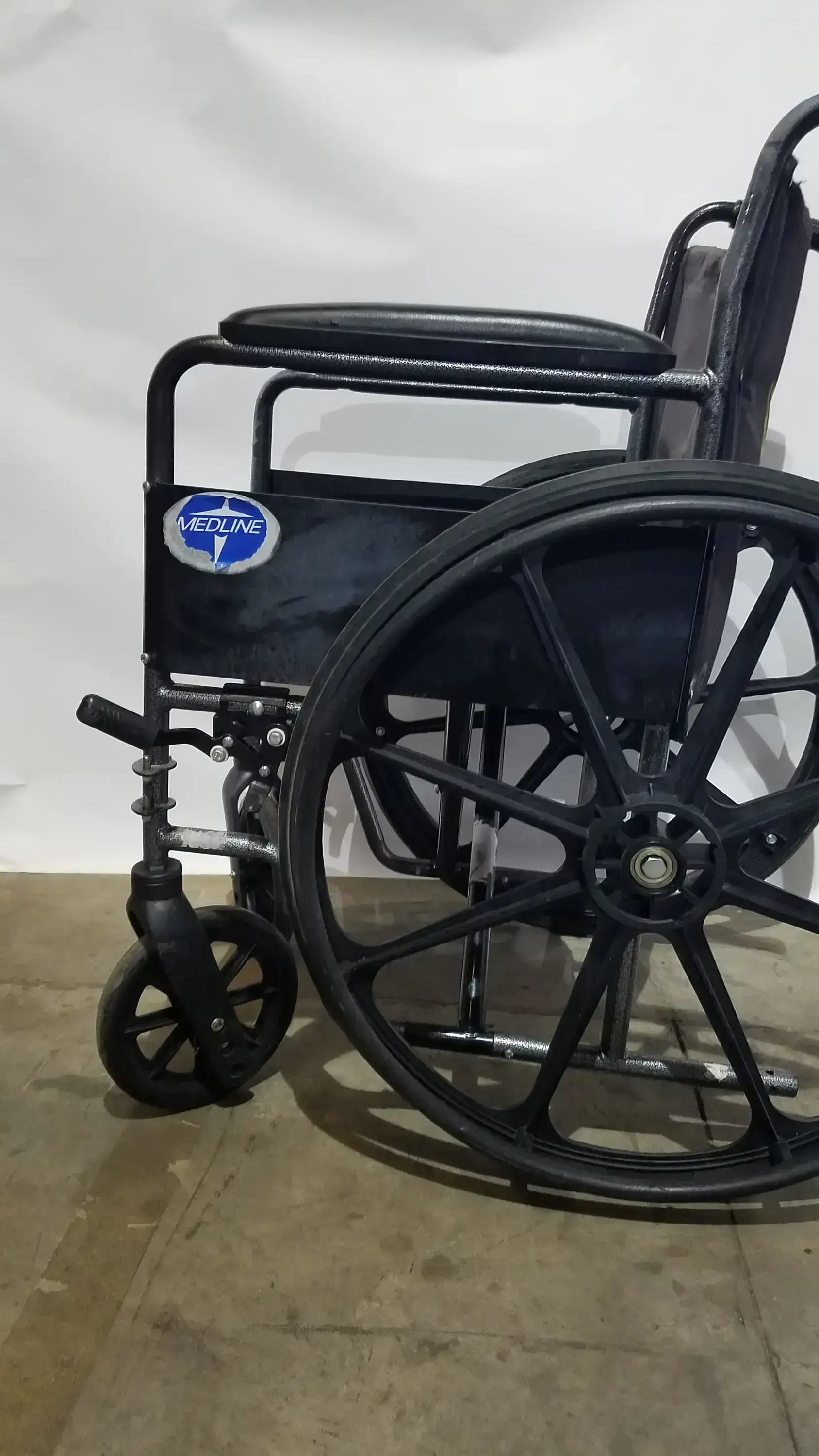 Reuse Medical Equipment Medline Folding Manual Wheelchair - Lightweight Black Padded Comfort Seat Wheelchairs, second-hand product photo 9