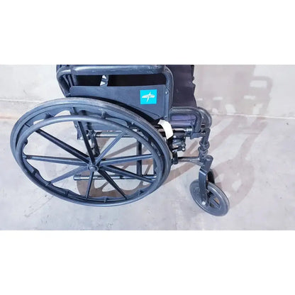 Medline Guardian K1 Lightweight Wheelchair Compact Seat Ready to Use Wheelchair, second-hand product photo 13