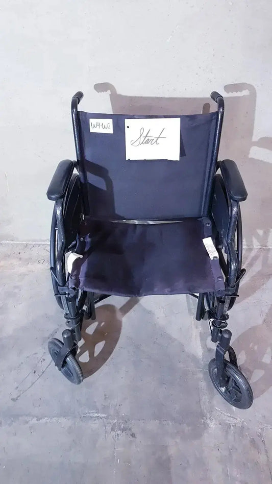 Medline Guardian K1 Lightweight Wheelchair Compact Seat Ready to Use Wheelchair, second-hand product photo 1