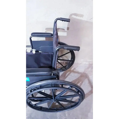 Medline Guardian K1 Lightweight Wheelchair Compact Seat Ready to Use Wheelchair, second-hand product photo 5