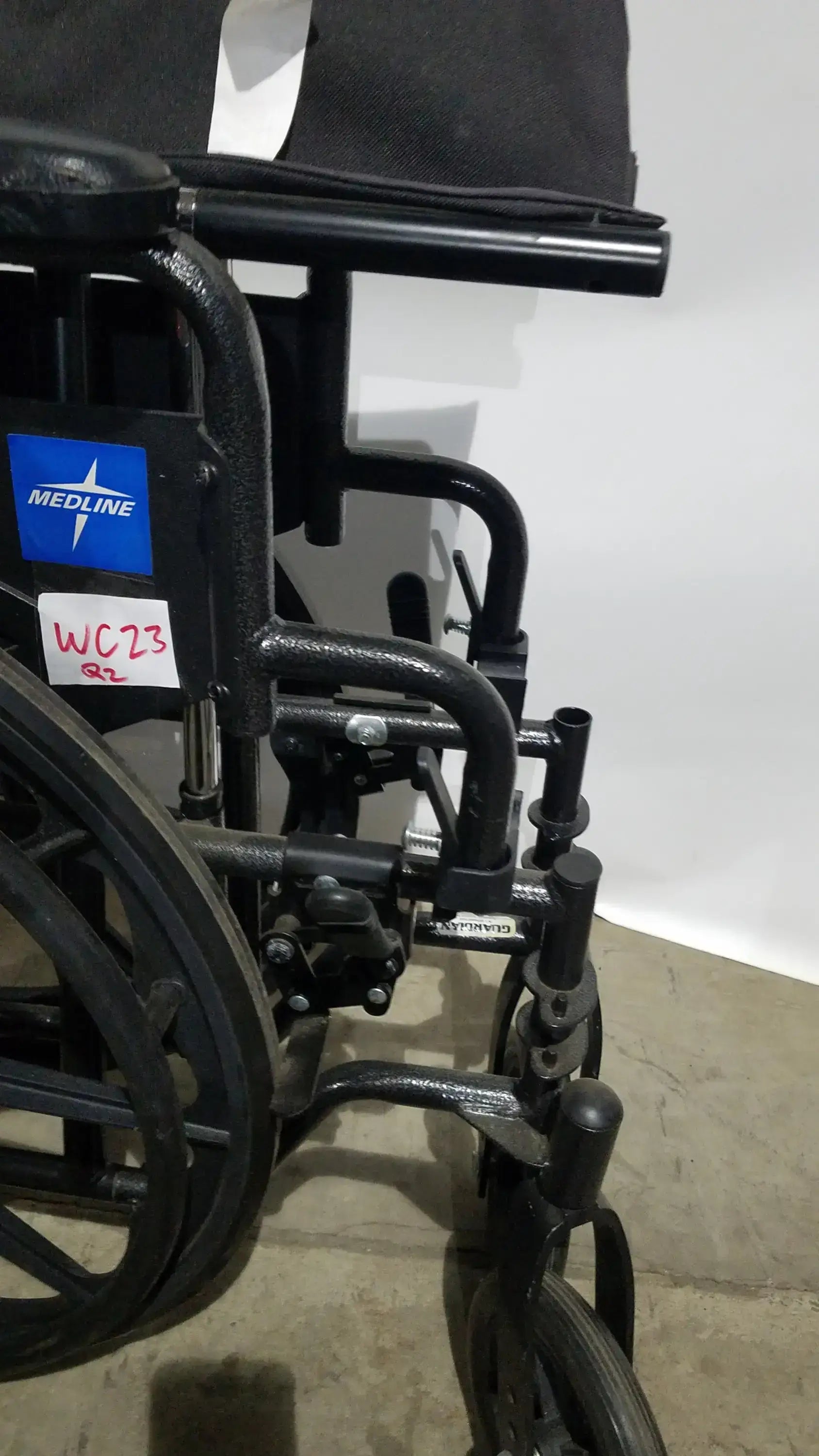 Reuse Medical Equipment Medline Guardian Standard Manual Wheelchair with Padded Arms and Durable Folding Frame Wheelchairs, second-hand product photo 16