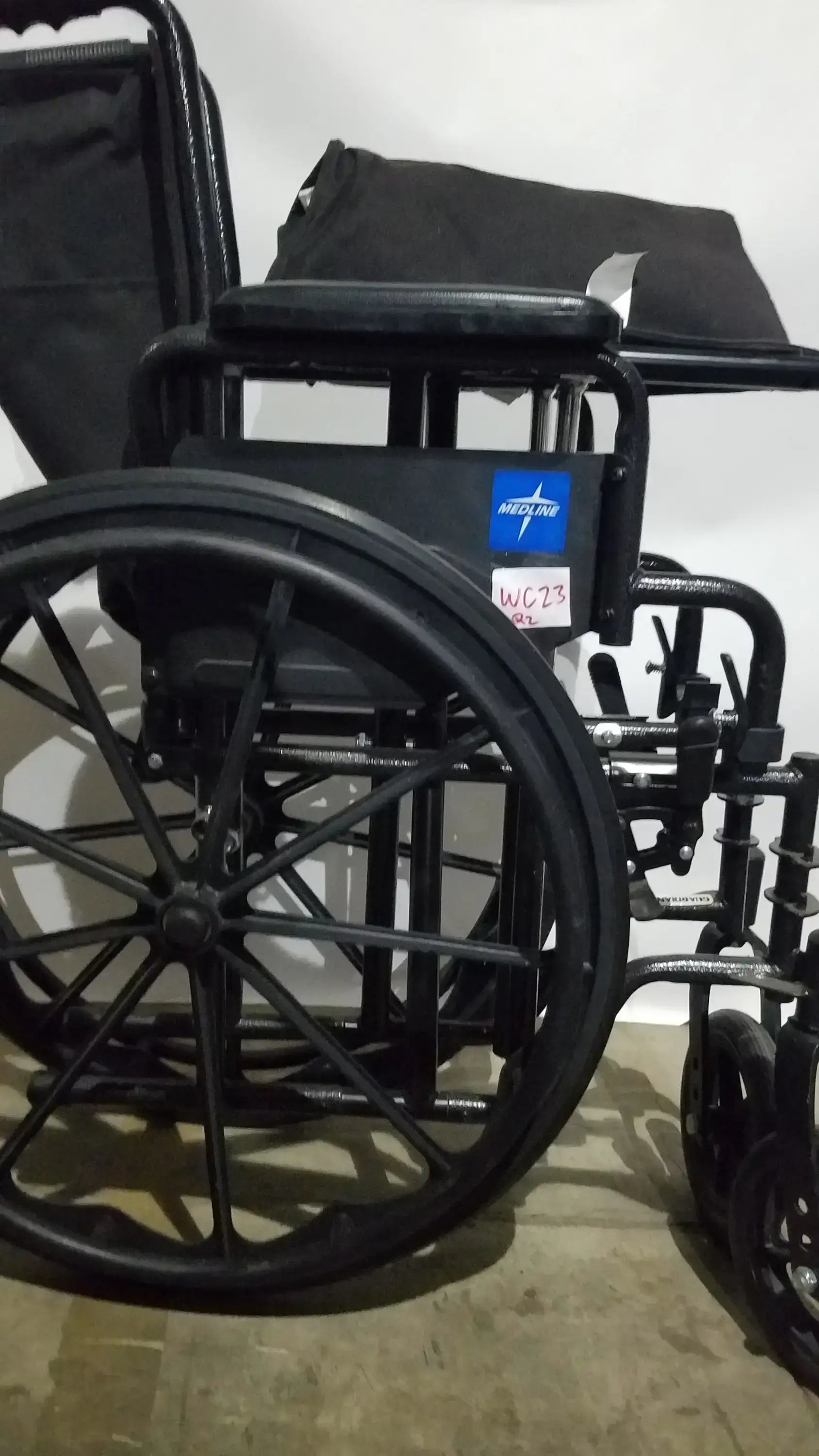 Reuse Medical Equipment Medline Guardian Standard Manual Wheelchair with Padded Arms and Durable Folding Frame Wheelchairs, second-hand product photo 18