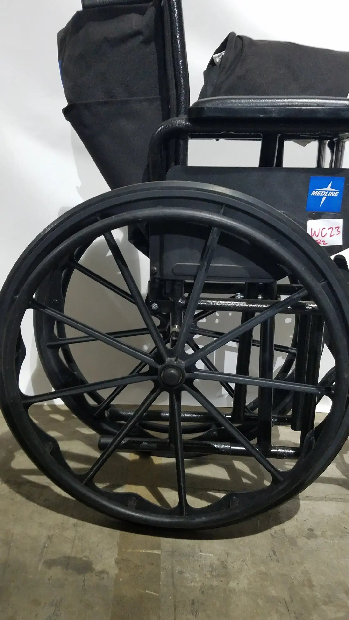 Reuse Medical Equipment Medline Guardian Standard Manual Wheelchair with Padded Arms and Durable Folding Frame Wheelchairs, second-hand product photo 20