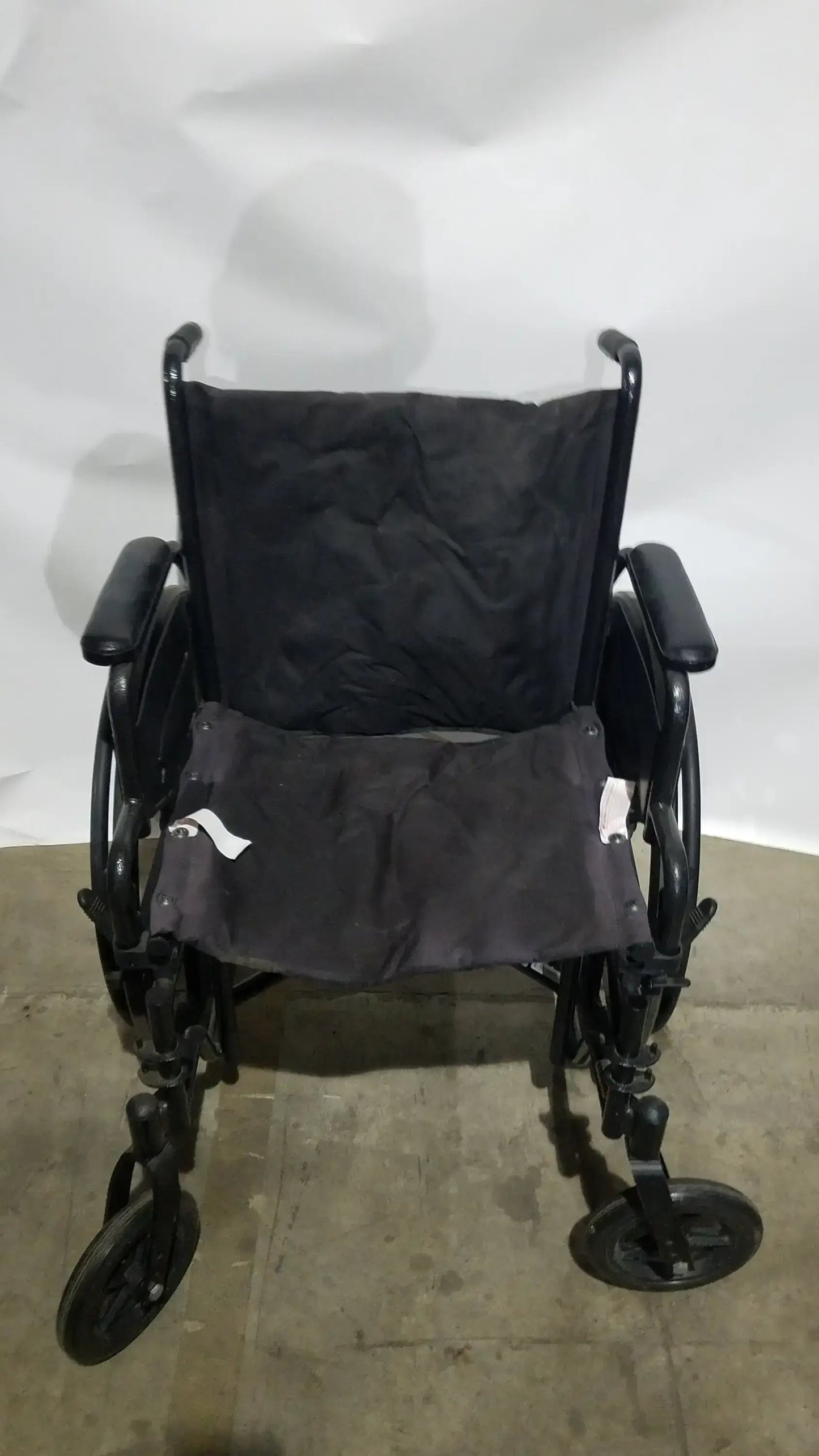 Reuse Medical Equipment Medline Guardian Standard Manual Wheelchair with Padded Arms and Durable Folding Frame Wheelchairs, second-hand product photo 9