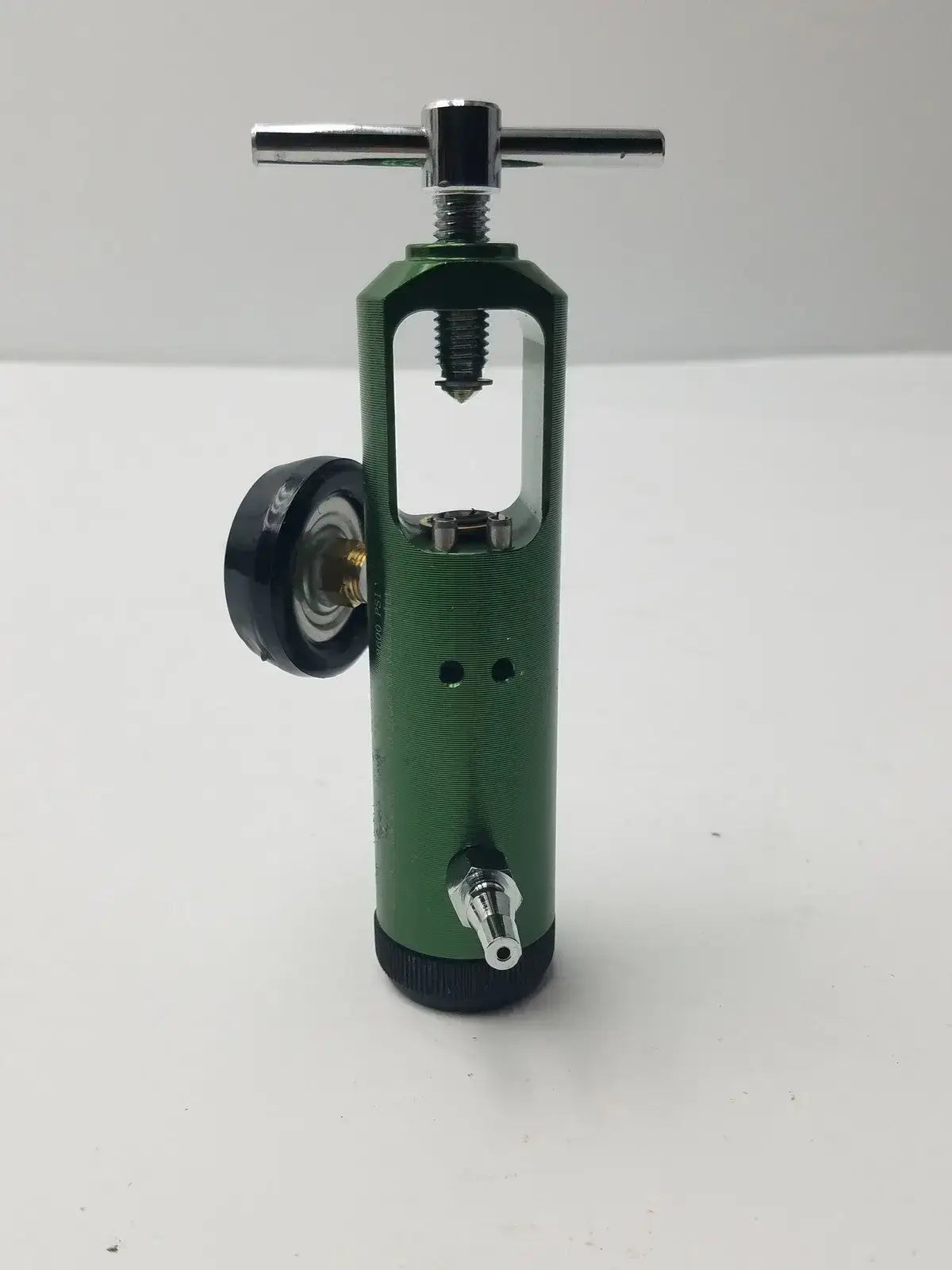 Medline HCS8725M Oxygen Regulator Oxygen Regulator, second-hand product photo 6