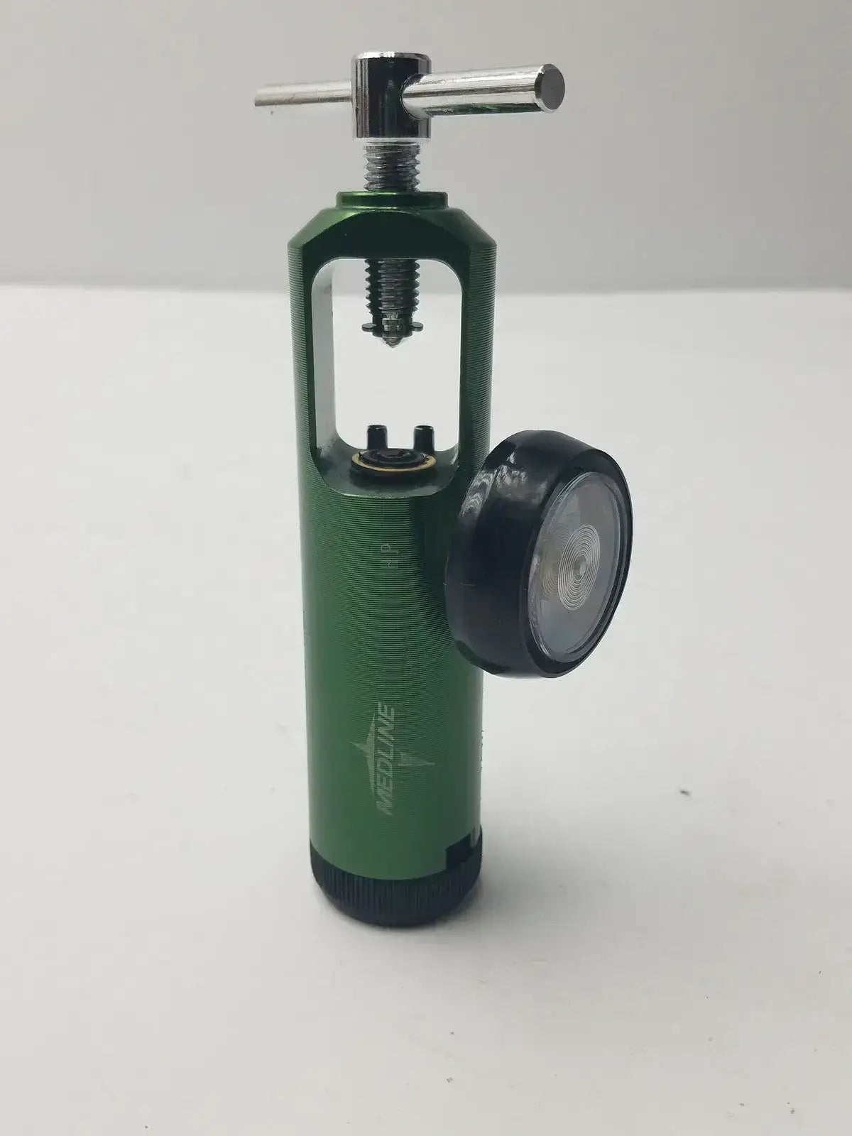 Medline HCS8725M Oxygen Regulator Oxygen Regulator, second-hand product photo 8