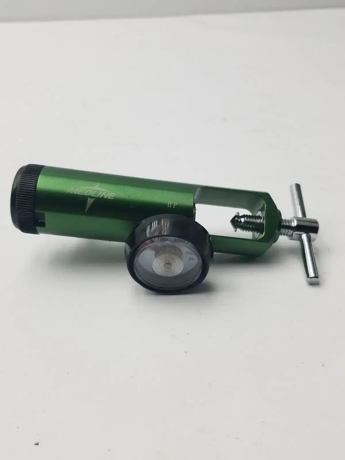 Medline HCS8725M Oxygen Regulator Oxygen Regulator, second-hand product photo 2