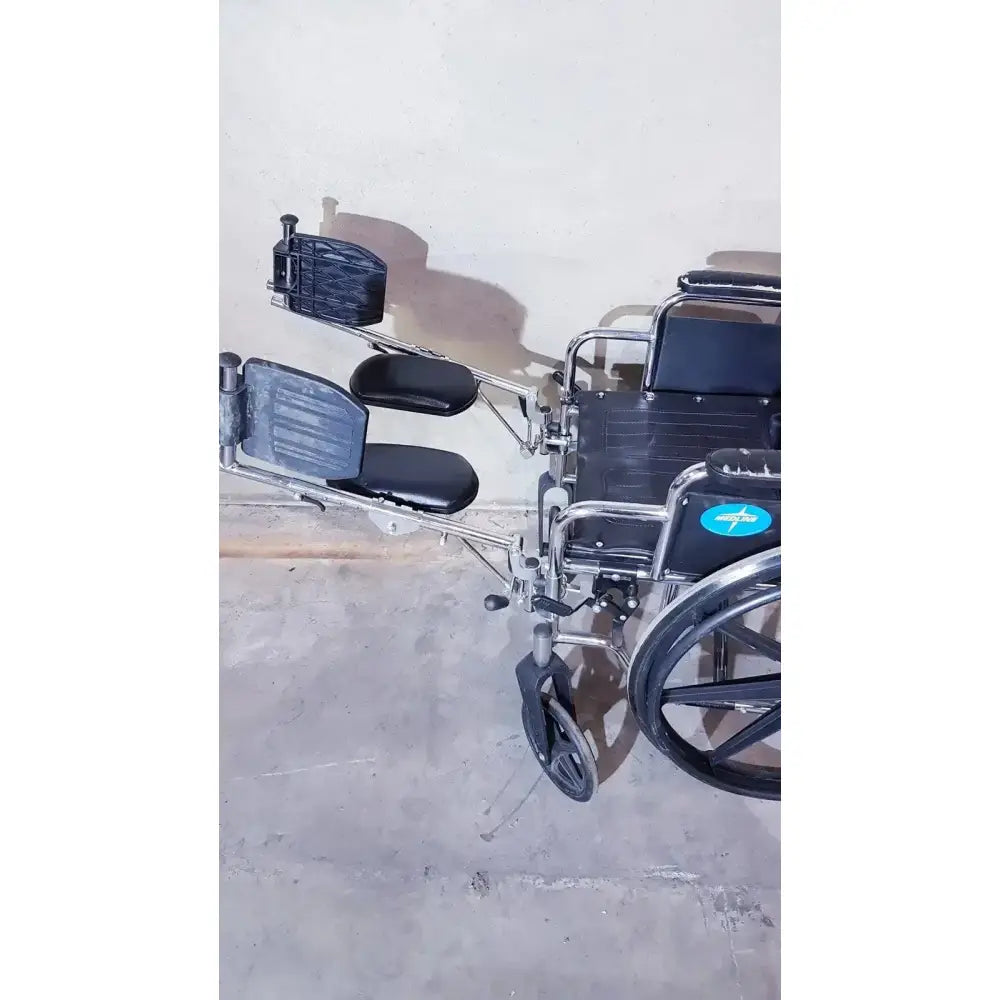 Medline K1206N22E Manual Wheelchair For Adult With Swing Back Manual Wheelchair, second-hand product photo 6