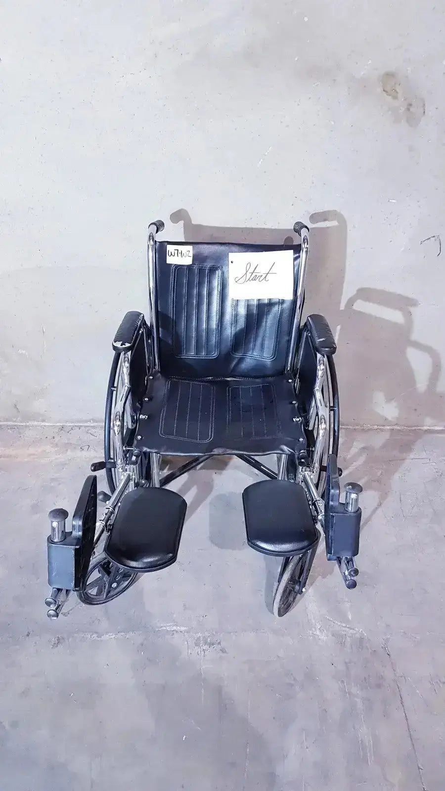 Medline K1206N22E Manual Wheelchair For Adult With Swing Back Manual Wheelchair, second-hand product photo 1