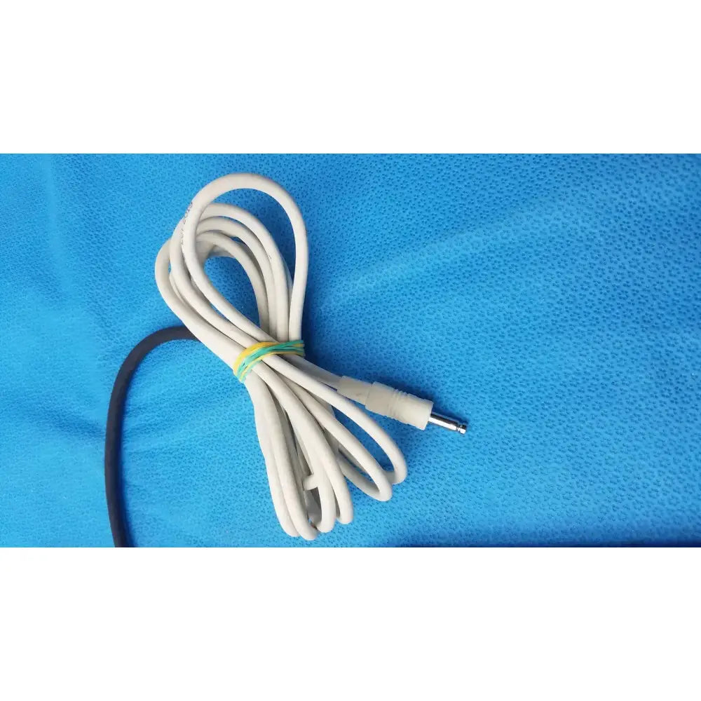 Medline Reusable Adult Blood Pressure Cuff Range 27.5 - 36.5 cm Blood Pressure Cuff, second-hand product photo 5