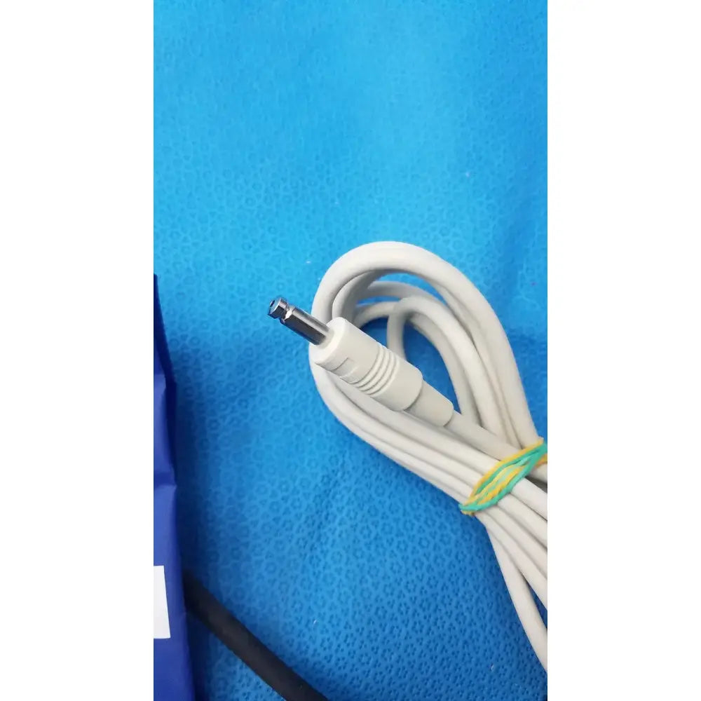 Medline Reusable Adult Blood Pressure Cuff Range 27.5 - 36.5 cm Blood Pressure Cuff, second-hand product photo 10