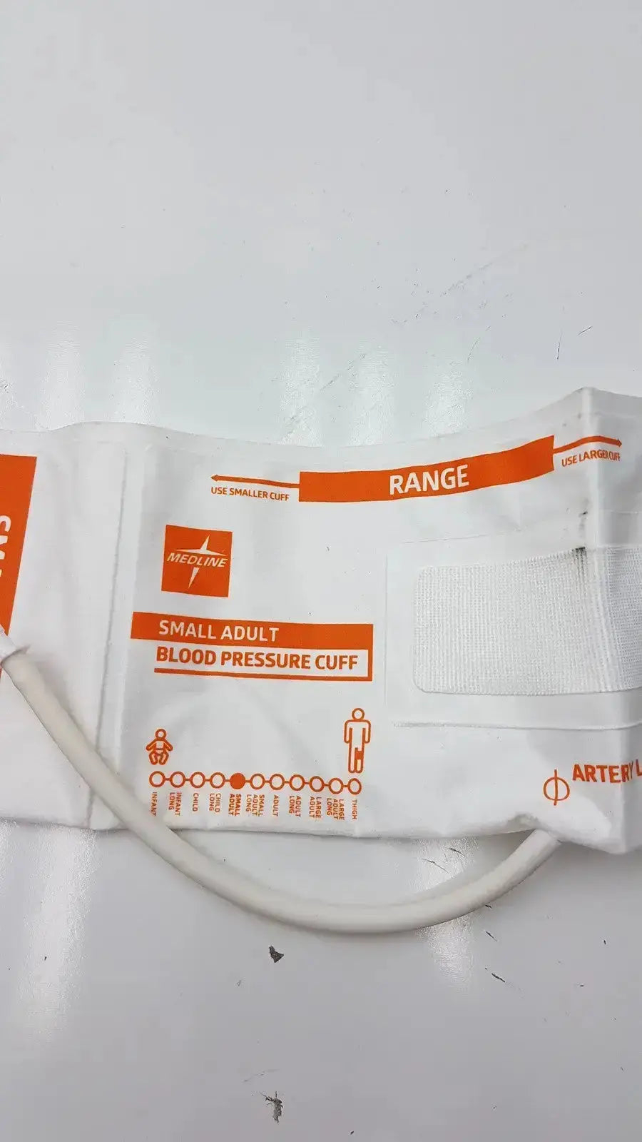 Medline Small Adult BP Cuff Range 20.5 - 28.5 Blood Pressure Cuff, second-hand product photo 2