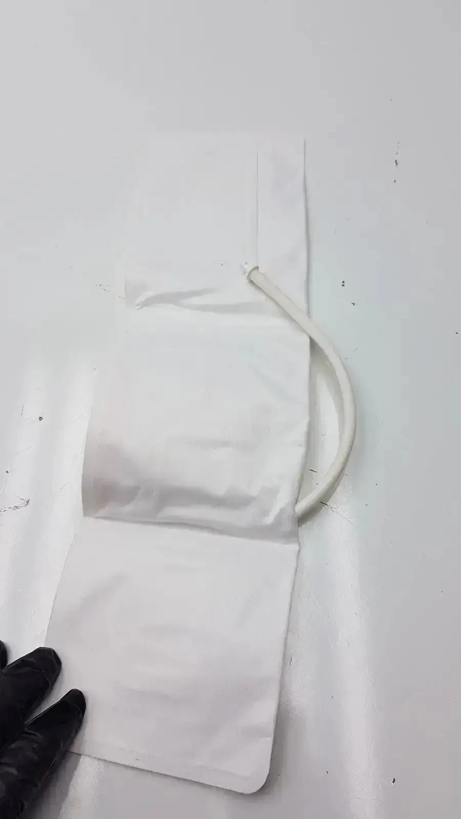 Medline Small Adult BP Cuff Range 20.5 - 28.5 Blood Pressure Cuff, second-hand product photo 5