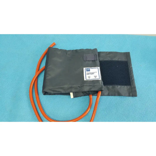 Reuse Medical Medline Sphygmomanometer Artery Large Adult Blood Pressure Cuff Blood Pressure Cuffs & Hoses, second-hand product photo 1