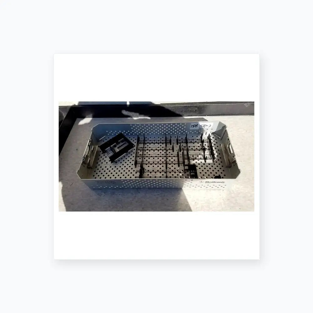 Reuse Medical Medtronic 9568529 METRx II System Dilators Tray, Rigid Sterilization Trays & Cases, second-hand product photo 1