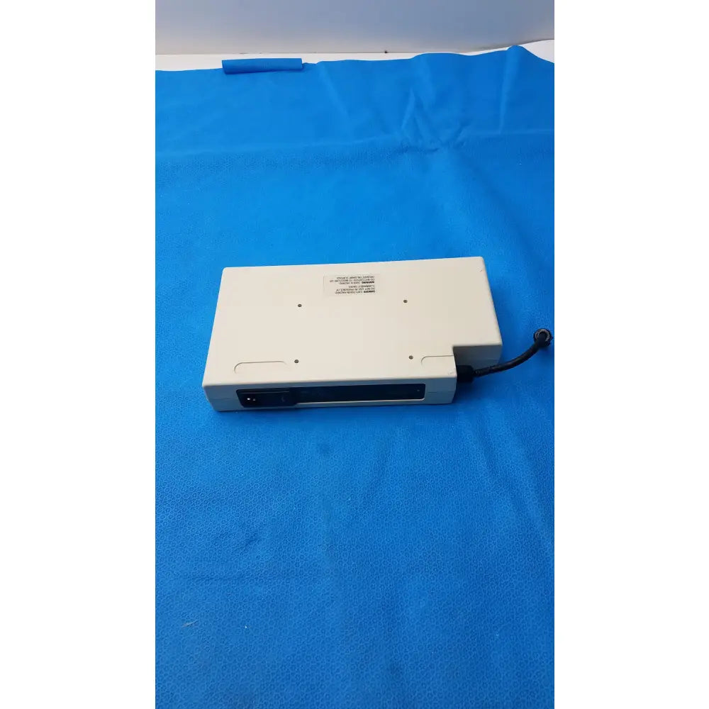Medtronic AC Power Supply for Physio-Control Lifepak 12 – VLP12 Adapter-Used Defibrillator Accessory, second-hand product photo 4